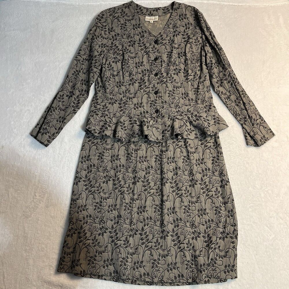 Monterey Bay 2 Piece Suit Womens Size Small Classic Floral Preppy Dark Academia‎